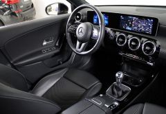 MERCEDES CLASSE A ESSENCE 2019 NOIR 83275 km