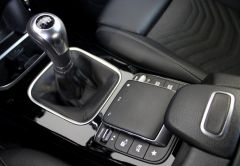 MERCEDES CLASSE A ESSENCE 2019 BLANC 30247 km
