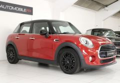 MINI MINI 5 PORTES ESSENCE 2017 BLAZING RED 44123 km
