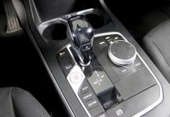 BMW SERIE 1 DIESEL 2021 BLANC 93528 km