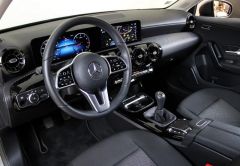 MERCEDES CLASSE A ESSENCE 2021 NOIR 61288 km
