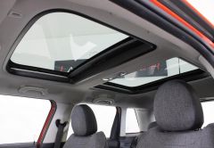 MINI MINI 5 PORTES ESSENCE 2018 SOLARIS ORANGE 68921 km