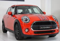 MINI MINI 5 PORTES ESSENCE 2018 SOLARIS ORANGE 68921 km
