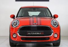 MINI MINI 5 PORTES ESSENCE 2018 SOLARIS ORANGE 68921 km