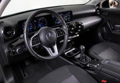 MERCEDES CLASSE A ESSENCE 2021 NOIR 62233 km