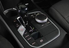 BMW SERIE 1 ESSENCE 2020 NOIR 69151 km