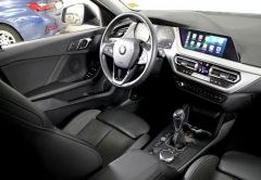 BMW SERIE 1 DIESEL 2021 BLEU 71913 km