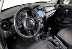 MINI MINI 5 PORTES ESSENCE 2019 GRIS KAKI 88156 km