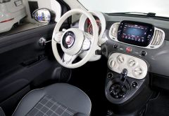 FIAT 500 C ESSENCE 2020 GRIS MTAL 55621 km