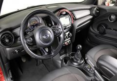MINI MINI ESSENCE 2016 ROUGE 101638 km