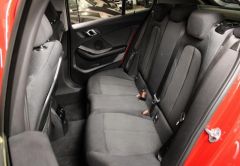 BMW SERIE 1 ESSENCE 2020 ROUGE 26586 km