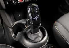 MINI MINI 5 PORTES ESSENCE 2021 NOIR 70996 km