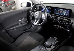 MERCEDES CLASSE A BERLINE DIESEL 2020 BLEU 52778 km