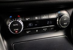 MERCEDES GLA ESSENCE 2019 NOIR 99257 km