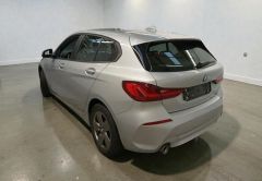 BMW SERIE 1 ESSENCE 2020 GRIS M�TAL 71748 km