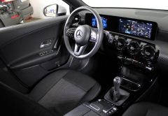 MERCEDES CLASSE A ESSENCE 2021 BLANC 87145 km