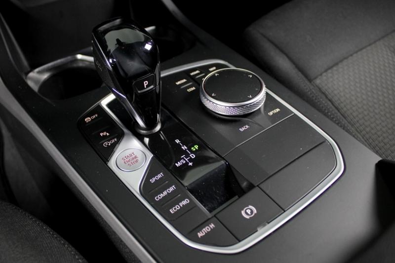 BMW SERIE 1 (F40) 116D 116 BUSINESS DESIGN DKG7 2021 - photo 4