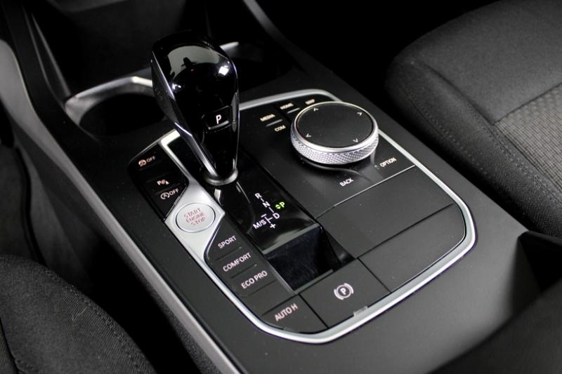 BMW SERIE 1 (F40) 118DA 150CH BUSINESS DESIGN 8CV COCKPIT PRO - photo 7