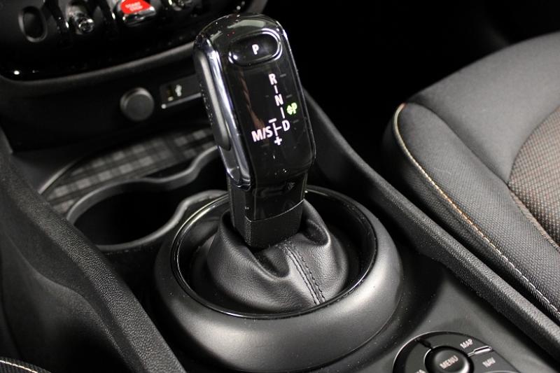 MINI CLUBMAN ONE D  116CH  BUSINESS DESIGN BVA7 - photo 4