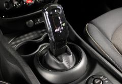 MINI CLUBMAN DIESEL 2022 NOIR 84111 km