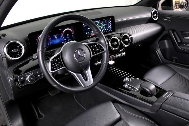 MERCEDES CLASSE A 250 E 160+102CH STYLE LINE 8G-DCT - photo 2