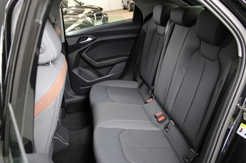 AUDI A1 SPORTBACK 30 TFSI 110CH S LINE - photo 10
