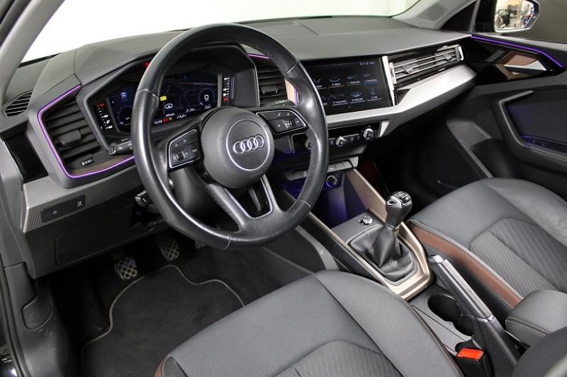 AUDI A1 SPORTBACK 30 TFSI 110CH S LINE - photo 4