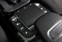 MERCEDES CLASSE A ESSENCE 2022 NOIR 50058 km