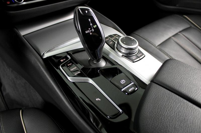 BMW SERIE 5 (G31) TOURING 518DA BUSINESS DESIGN STEPTRONIC - photo 7