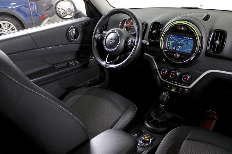 MINI COUNTRYMAN COOPER SE 136CH + 88CH BUSINESS ALL4 BVA - photo 14