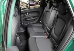 MINI CLUBMAN ESSENCE 2021 BRITISH GREEN 41974 km
