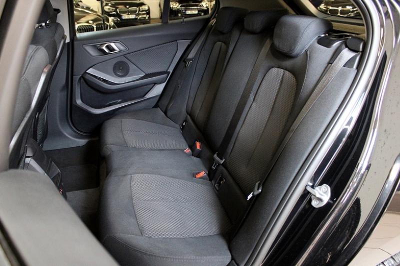 BMW SERIE 1 (F40) 118DA 150CH BUSINESS DESIGN 8CV COCKPIT PRO - photo 10