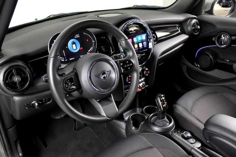 MINI MINI 5 PORTES COOPER 136CH BUSINESS DESIGN BVA7 - photo 2