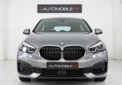 BMW SERIE 1 ESSENCE 2023 GRIS MÉTAL 91007 km