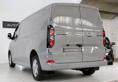 FORD TRANSIT CUSTOM FG DIESEL 2023 GRIS C 98521 km