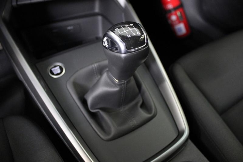 AUDI A3 SPORTBACK 30 TFSI 110CH BUSINESS LINE TOIT OUVRANT PANORAMIQUE - photo 7