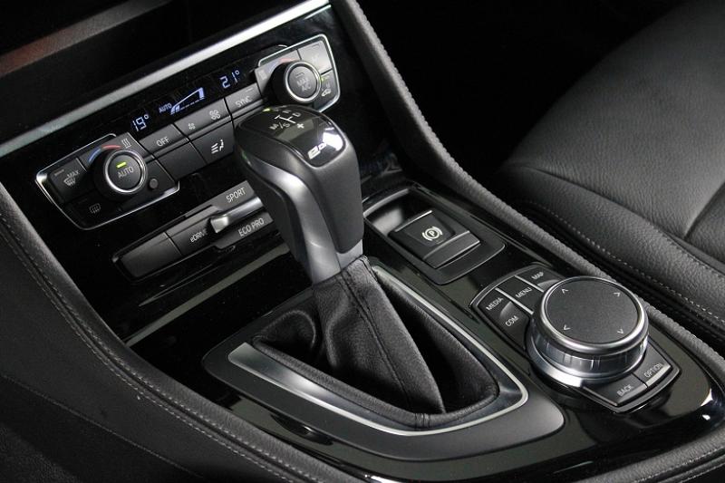 BMW SERIE 2 (F45) (2) ACTIVE TOURER 225XEA LUXURY TOIT OUVRANT PANORAMIQUE - photo 7