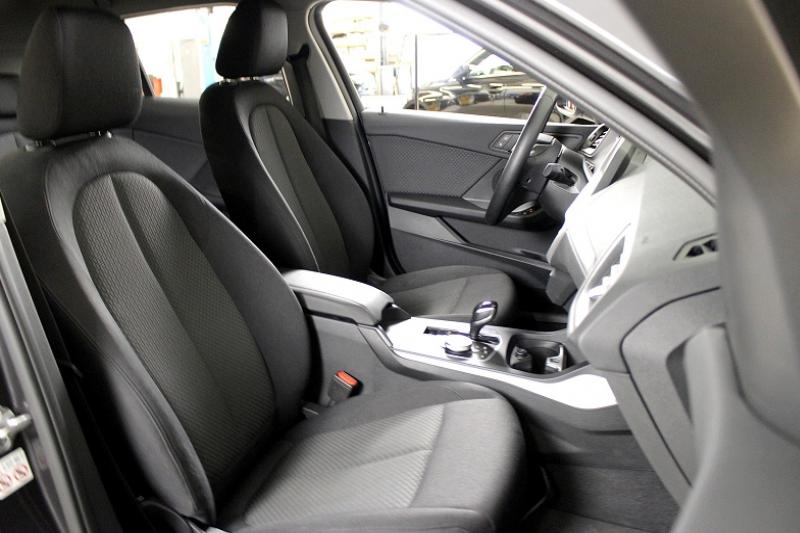 BMW SERIE 1 (F40) 118IA 140CH BUSINESS DESIGN DKG7 - photo 13