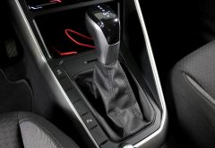 VOLKSWAGEN POLO ESSENCE 2022 NOIR 52280 km