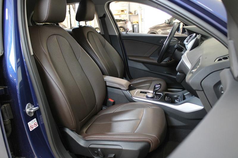 BMW SERIE 1 (F40) 118DA 150CH BUSINESS DESIGN COCPKIT PRO CUIR - photo 13