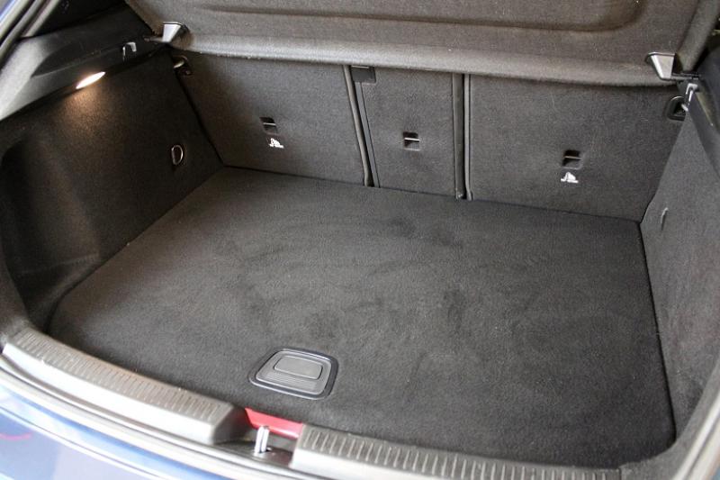 MERCEDES CLASSE A 250 E 160+102CH STYLE LINE 8G-DCT - photo 12