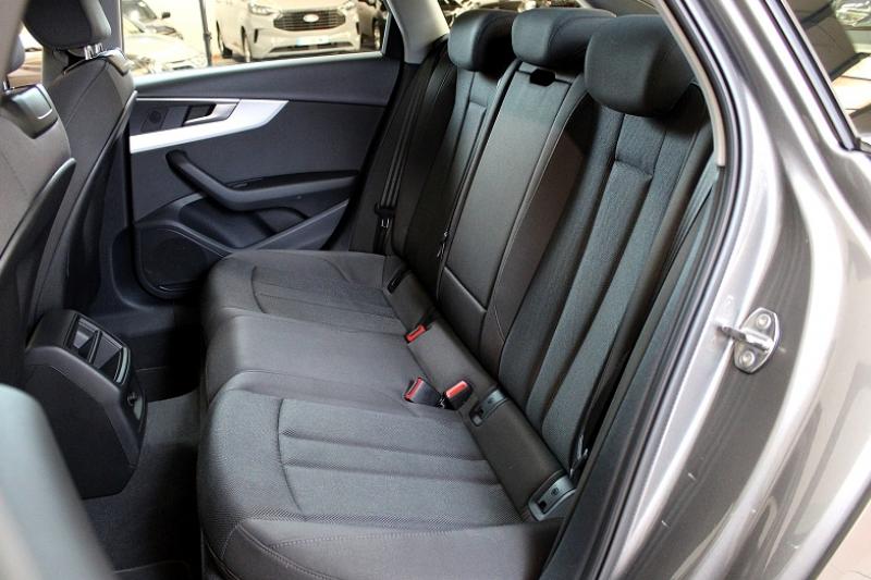 AUDI A4 V (3) AVANT 2.0 35 TFSI 150 BUSINESS LINE S TRONIC 7 - photo 10