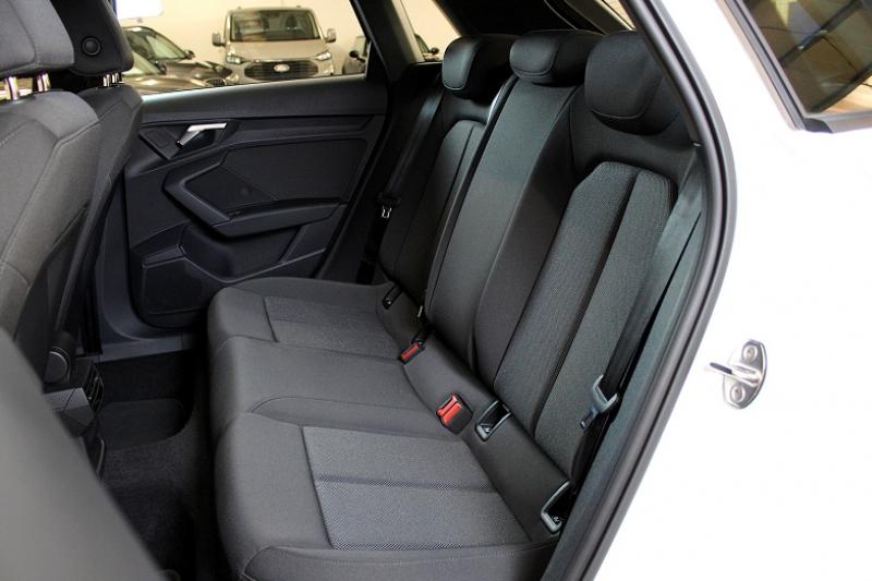 AUDI A3 SPORTBACK 40 TFSI E 204CH BUSINESS LINE S TRONIC 6 - photo 11