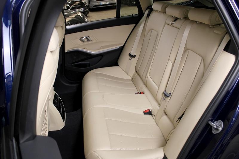 BMW SERIE 3 (G21) TOURING 320EA 204CH BUSINESS DESIGN - photo 11