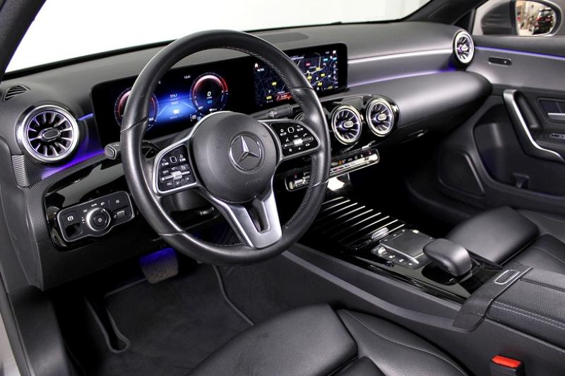 MERCEDES CLASSE A 250 E 160+102CH STYLE LINE 8G-DCT CUIR NOIR - photo 2