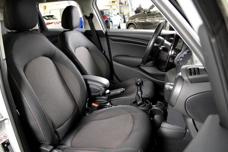 MINI MINI 5 PORTES COOPER 136CH BUSINESS DESIGN - photo 13