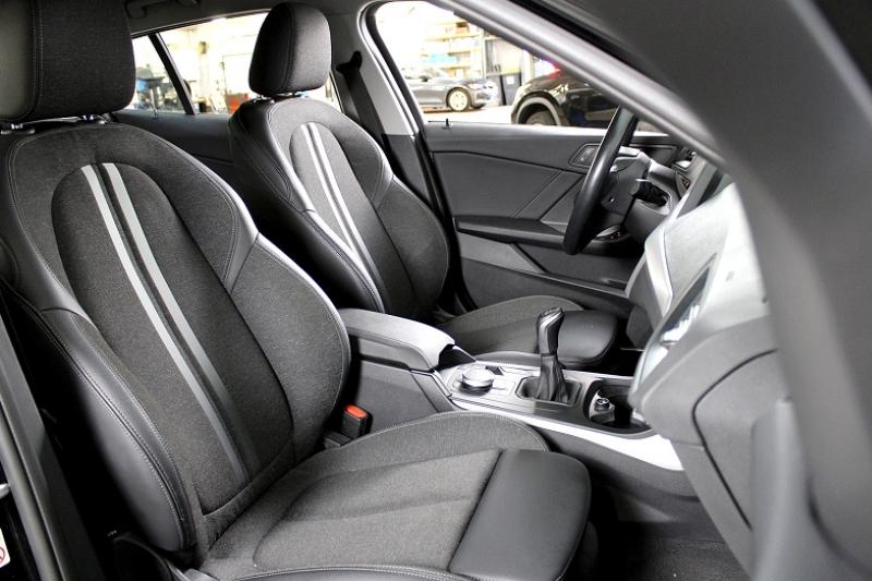 BMW SERIE 1 (F40) 116D 116CH BUSINESS DESIGN COCKPIT PRO SIEGES SPORT - photo 13