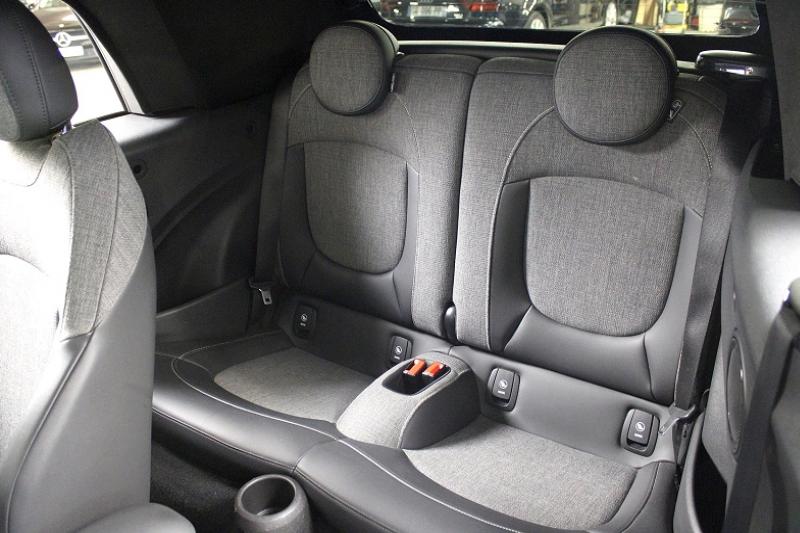 MINI CABRIO ONE 102CH EDITION GREENWICH - photo 7