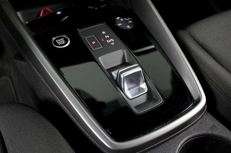 AUDI A3 SPORTBACK 40 TFSI E 204CH BUSINESS LINE S TRONIC 6 - photo 7