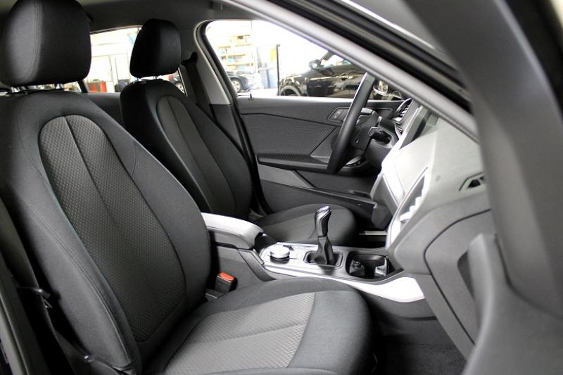 BMW SERIE 1 (F40) 116D 116CH BUSINESS DESIGN COCKPIT PRO - photo 13